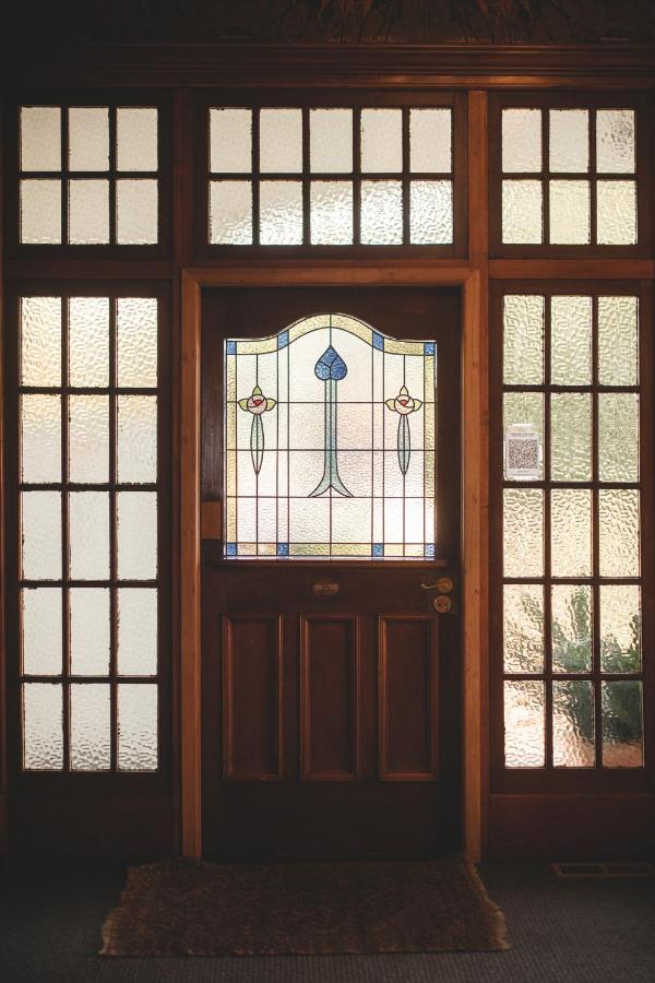 Cedar House Bed & Breakfast Gisborne Bagian luar foto