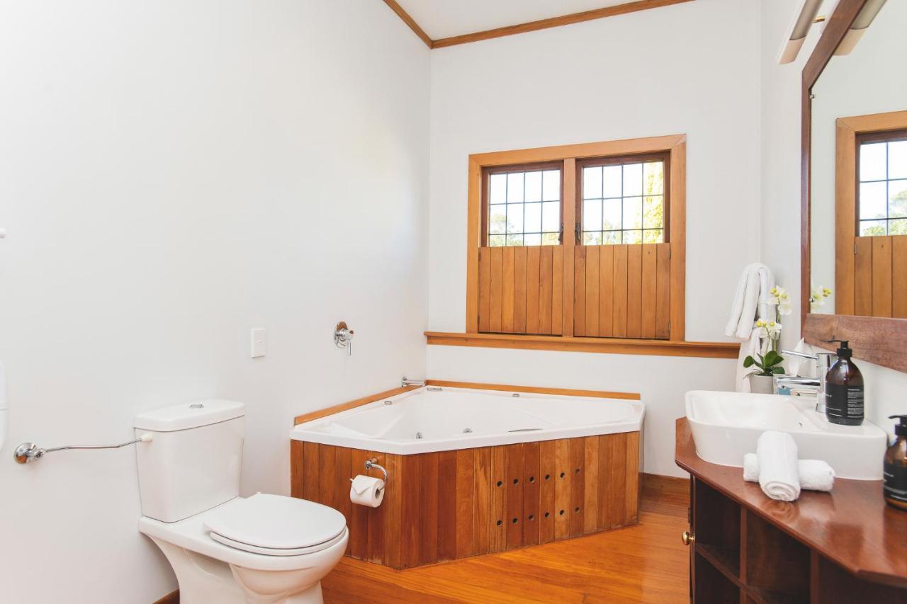Cedar House Bed & Breakfast Gisborne Bagian luar foto