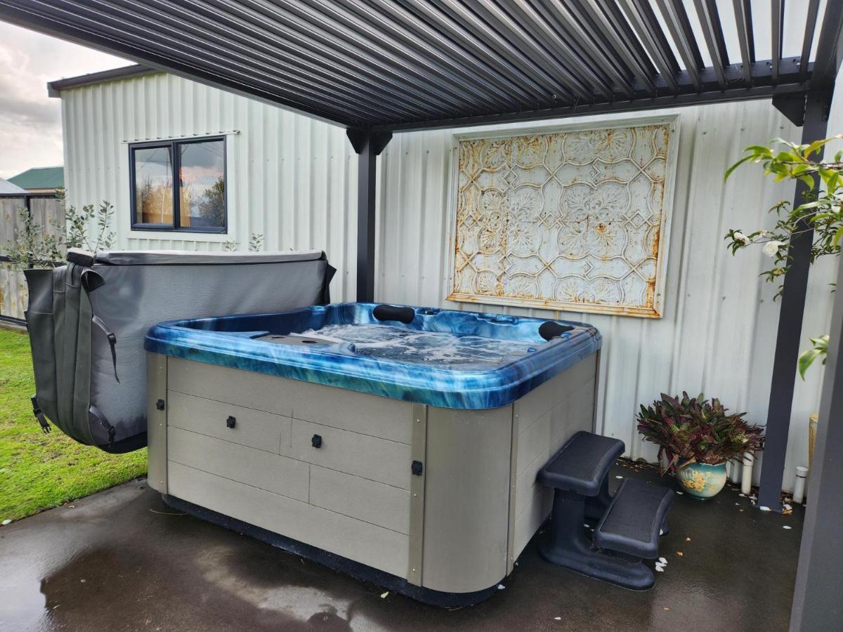 Cedar House Bed & Breakfast Gisborne Bagian luar foto